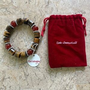 Ge'ologie Beaded Bracelet with Red Velvet Pouch